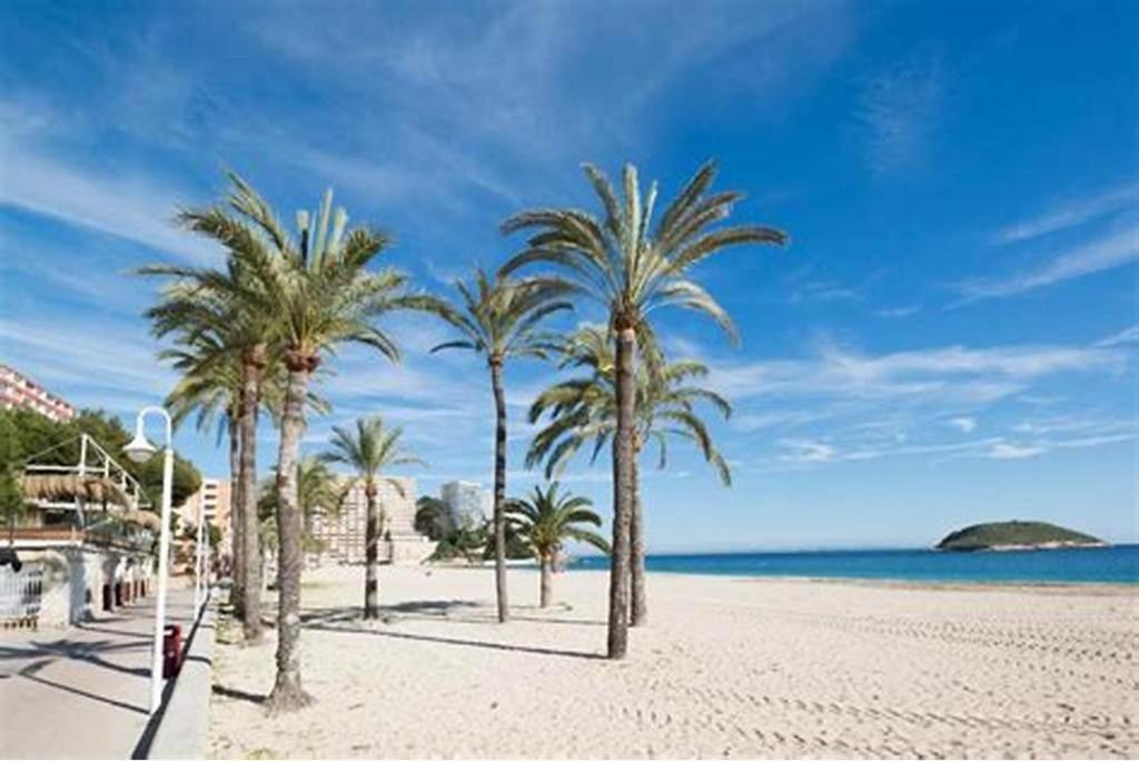 Apartament Sand1-Apartamento En La Playa, Centrico, Parking Y Clima Roses Zewnętrze zdjęcie